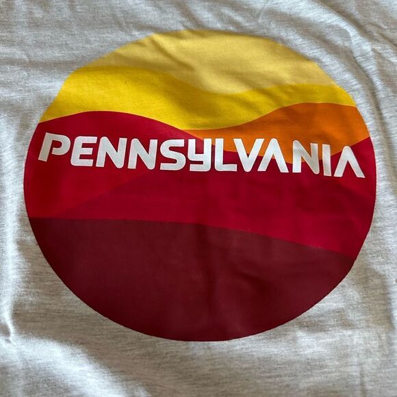 NWT - Unisex Pennsylvania Short Sleeve Graphic Tee - Size M - Picture 3 of 5